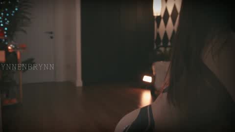 Snapshot of ynnenbrynn chatting on 20, 12, 2024 ynnenbrynn online show from 20, 12, 2024