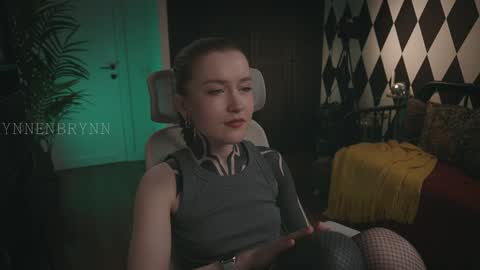 Snapshot of ynnenbrynn chatting on 26, 1, 2025 ynnenbrynn online show from 26, 1, 2025