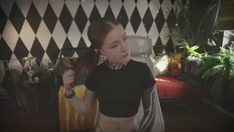 Snapshot of ynnenbrynn chatting on 10, 3, 2025 ynnenbrynn online show from 10, 3, 2025