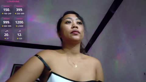 Snapshot of yoga_yogi chatting on 11, 10, 2025 yoga_yogi online show from 11, 10, 2025