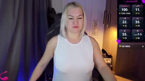 Snapshot of yolanda_kiss chatting on 1, 3, 2025 Yolanda online show from 1, 3, 2025