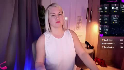 Snapshot of yolanda_kiss chatting on 4, 3, 2025 Yolanda online show from 4, 3, 2025