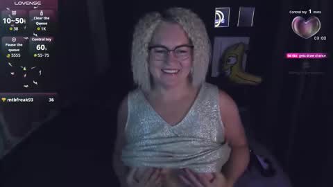 Snapshot of yolanda_kiss chatting on 16, 9, 2025 Yolanda online show from 16, 9, 2025