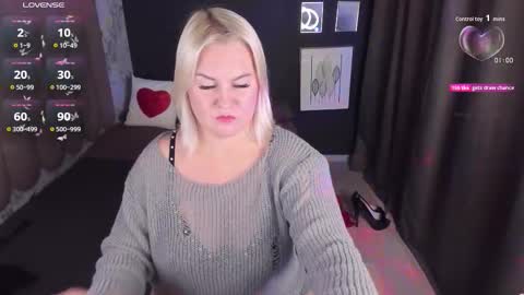 Snapshot of yolanda_kiss chatting on 10, 10, 2025 Yolanda online show from 10, 10, 2025