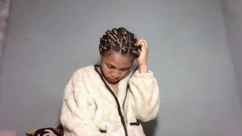 Snapshot of yolandrina05 chatting on 24, 9, 2025 yolandrina05 online show from 24, 9, 2025