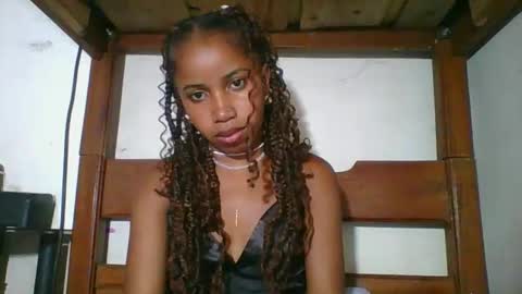 yolandrina05 online show from 6, 2, 2026