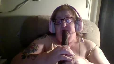 yomoopy online show from 31, 1, 2025
