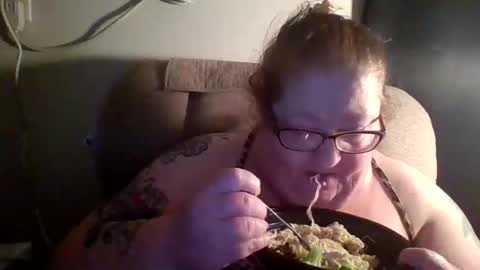 yomoopy online show from 1, 4, 2026