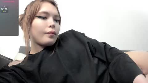 yomoyoo online show from 5, 11, 2025