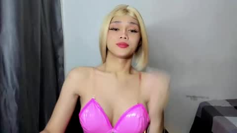 Snapshot of yonas_fucktoy chatting on 19, 7, 2026 yona online show from 19, 7, 2026