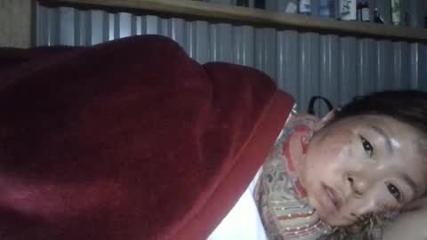 Snapshot of yongmi_ chatting on 13, 12, 2025 yongmi_ online show from 13, 12, 2025