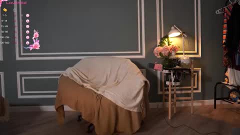 Mika online show from 10, 2, 2025