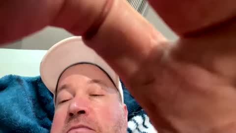 yoskobryan3909 online show from 5, 7, 2026