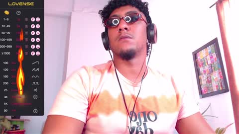 Snapshot of yosoy_enzo2020 chatting on 10, 12, 2024 Enzo online show from 10, 12, 2024