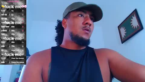 Snapshot of yosoy_enzo2020 chatting on 4, 10, 2025 Enzo online show from 4, 10, 2025