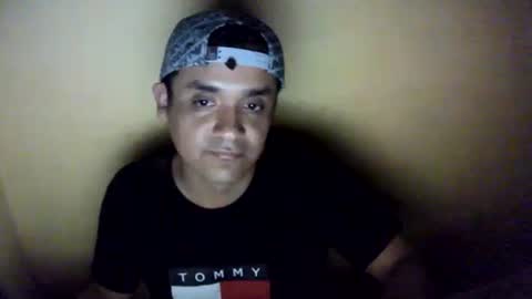 Snapshot of yosue015 chatting on 8, 2, 2025 yosue online show from 8, 2, 2025