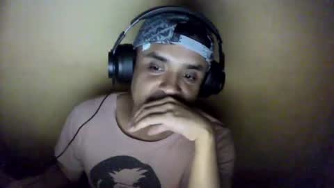 Snapshot of yosue015 chatting on 20, 2, 2025 yosue online show from 20, 2, 2025