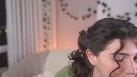 Snapshot of you_fell_in_love chatting on 6, 12, 2024 Elizabeth brunette -- Darline blonde online show from 6, 12, 2024