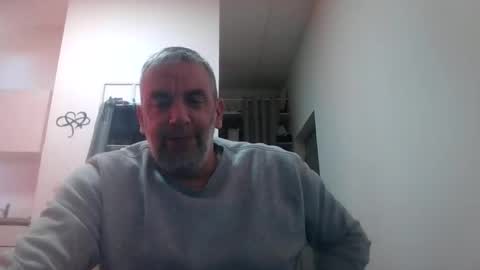 Snapshot of youdeservit chatting on 6, 2, 2026 CrayZio online show from 6, 2, 2026
