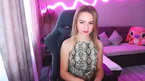 Bella online show from 1, 12, 2025