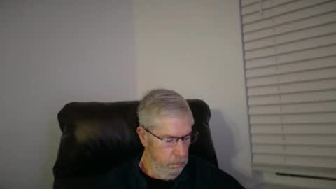 Snapshot of yougogirl_3 chatting on 18, 12, 2025 Colorado Guy Straight online show from 18, 12, 2025