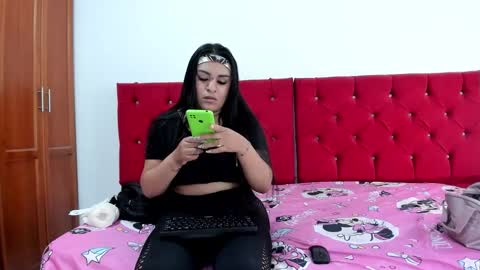Snapshot of youlittle_perverts chatting on 2, 10, 2025 Annie Elizabeth online show from 2, 10, 2025