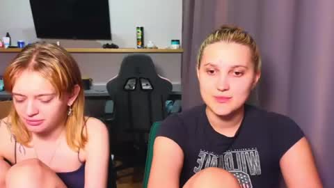 Anna and Luna online show from 17, 7, 2026
