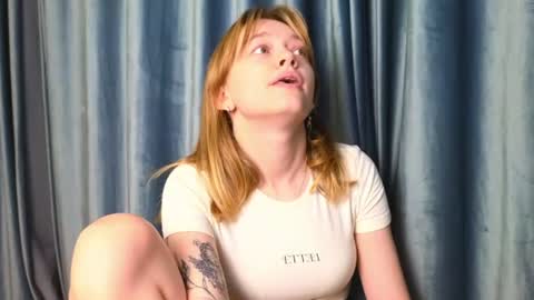 Anna and Luna online show from 28, 7, 2026