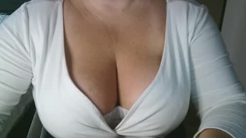 Maria Love online show from 2, 3, 2026