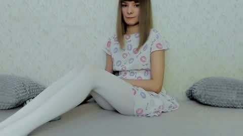 Snapshot of your_caramelka chatting on 2, 12, 2024 Lily online show from 2, 12, 2024