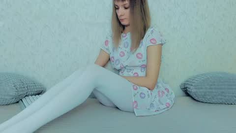 Snapshot of your_caramelka chatting on 14, 1, 2025 Lily online show from 14, 1, 2025