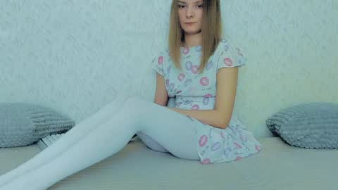 Snapshot of your_caramelka chatting on 14, 1, 2025 Lily online show from 14, 1, 2025