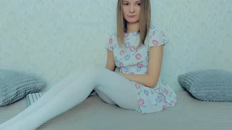 Snapshot of your_caramelka chatting on 19, 1, 2025 Lily online show from 19, 1, 2025