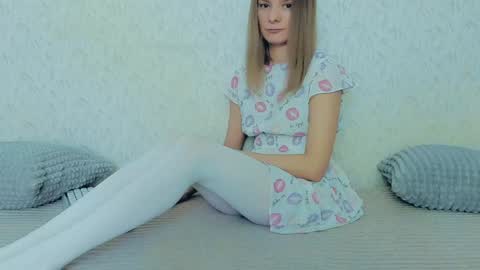 Snapshot of your_caramelka chatting on 26, 1, 2025 Lily online show from 26, 1, 2025