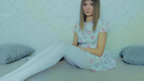 Snapshot of your_caramelka chatting on 29, 1, 2025 Lily online show from 29, 1, 2025
