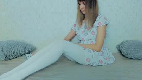 Snapshot of your_caramelka chatting on 24, 2, 2025 Lily online show from 24, 2, 2025