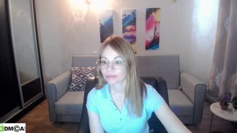 Snapshot of your_crush_12 chatting on 27, 10, 2025 your_crush_12 online show from 27, 10, 2025