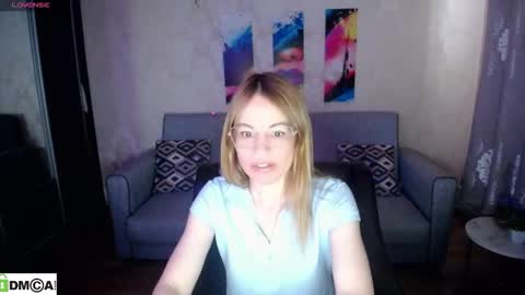 Snapshot of your_crush_12 chatting on 30, 10, 2025 your_crush_12 online show from 30, 10, 2025