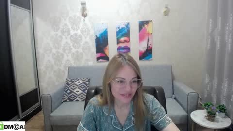 Snapshot of your_crush_12 chatting on 7, 11, 2025 your_crush_12 online show from 7, 11, 2025