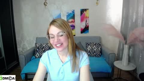 Snapshot of your_crush_12 chatting on 13, 11, 2025 your_crush_12 online show from 13, 11, 2025