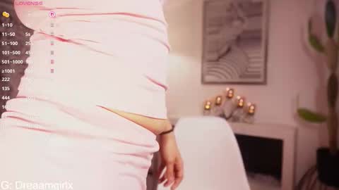 Snapshot of your_dreaamgirlx chatting on 13, 9, 2025 Isabella online show from 13, 9, 2025