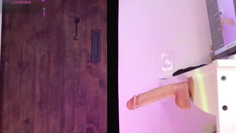 Snapshot of your_dream1217 chatting on 15, 2, 2025 Valery online show from 15, 2, 2025