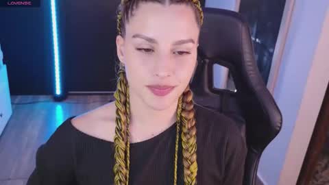 Snapshot of your_dream1217 chatting on 19, 10, 2025 Valery online show from 19, 10, 2025