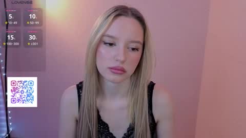 Snapshot of your_fucking_babby chatting on 14, 12, 2025 Olivia online show from 14, 12, 2025