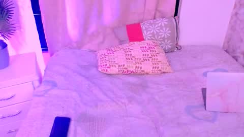 Snapshot of your_girl_of_dreams chatting on 24, 9, 2025 Natt online show from 24, 9, 2025