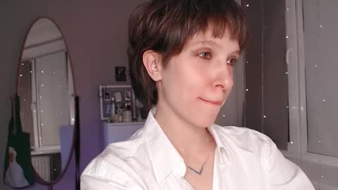 Alex and Kris long hair online show from 6, 11, 2025