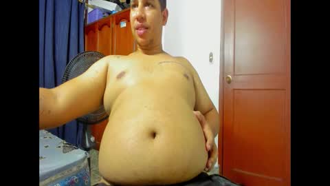 Snapshot of your_hot_friend69 chatting on 15, 2, 2026 David online show from 15, 2, 2026