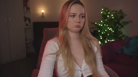 Snapshot of your_kat chatting on 20, 12, 2025 Katherine online show from 20, 12, 2025