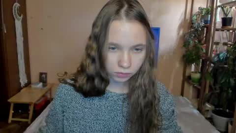 Snapshot of your_leslie chatting on 7, 5, 2026 Leslie online show from 7, 5, 2026