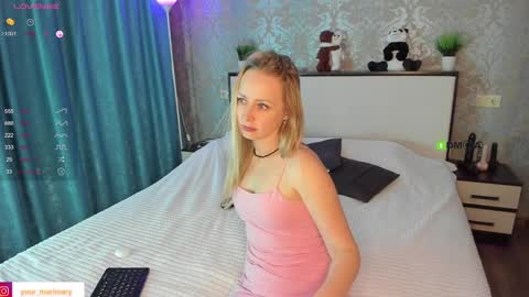 Snapshot of your_marimary chatting on 22, 1, 2025 Mary online show from 22, 1, 2025
